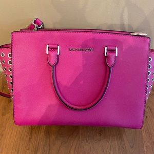 Cute MK purse for spring!